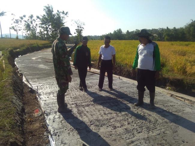 Apresiasi Kepala Desa Bonomerto Terhadap Satgas TMMD